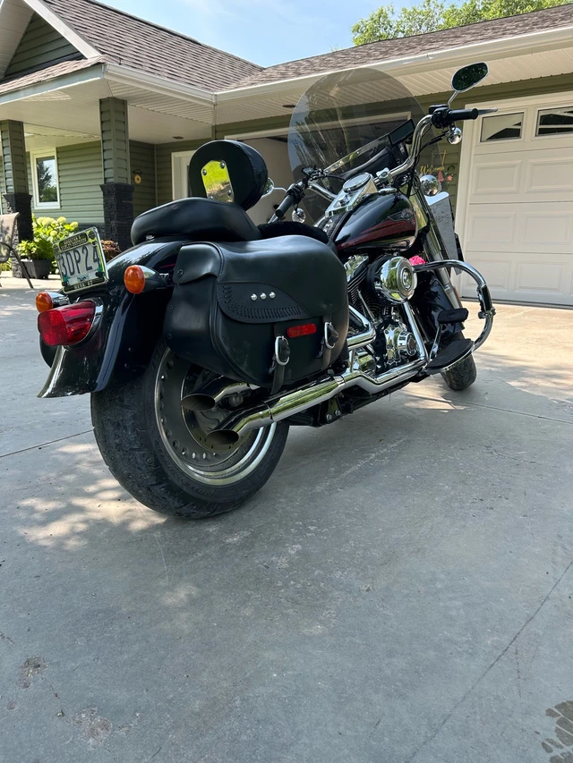 2007 Harley-Davidson, 21 442 km, dovoz Kanada — foto 4 z 5