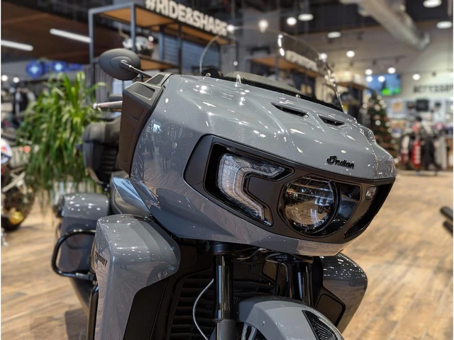 2023 Indian, 24 511 km, dovoz Kanada — foto 3 z 5