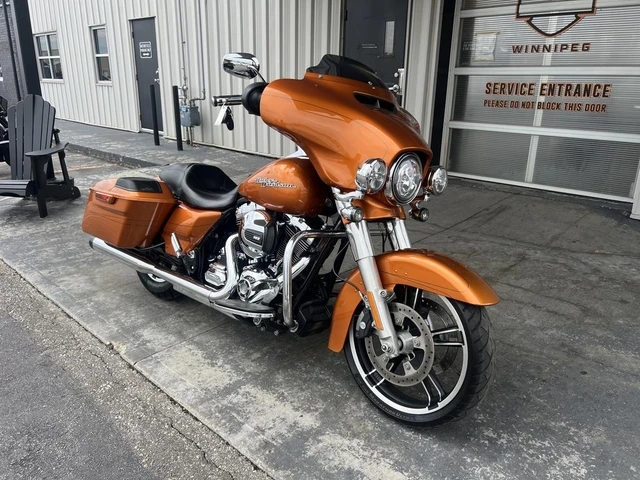 2015 Harley-Davidson, 115 460 km, dovoz Kanada — foto 3 z 5
