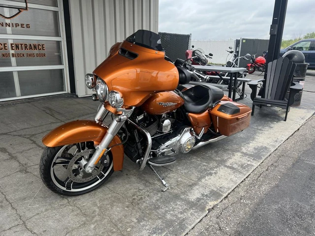 2015 Harley-Davidson, 115 460 km, dovoz Kanada — foto 5 z 5