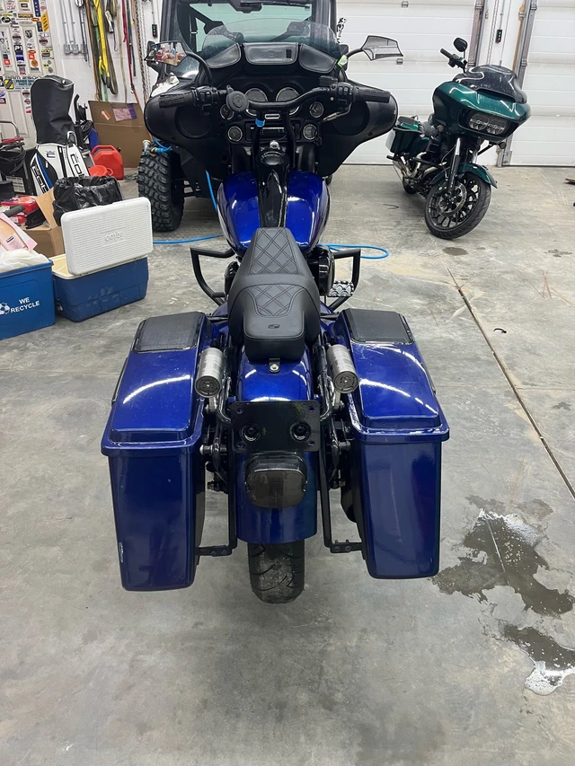 2005 Harley-Davidson, 100 000 km, dovoz Kanada — foto 4 z 5