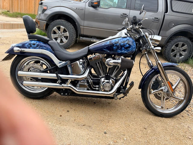2004 Harley-Davidson, 28 638 km, dovoz Kanada — foto 2 z 5