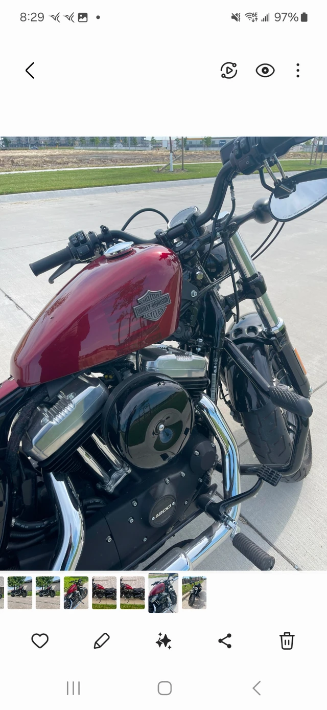 2016 Harley-Davidson, 318 km, dovoz Kanada — foto 2 z 5