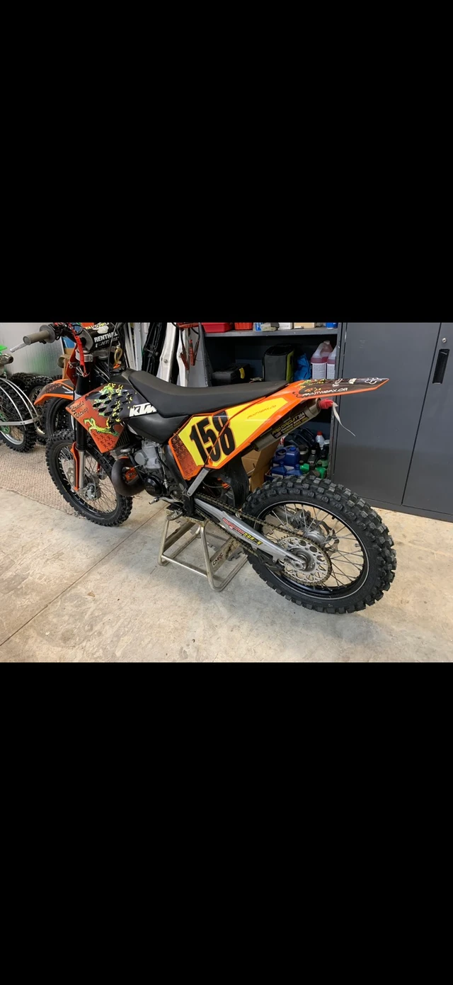 2007 KTM, dovoz Kanada — foto 4 z 5