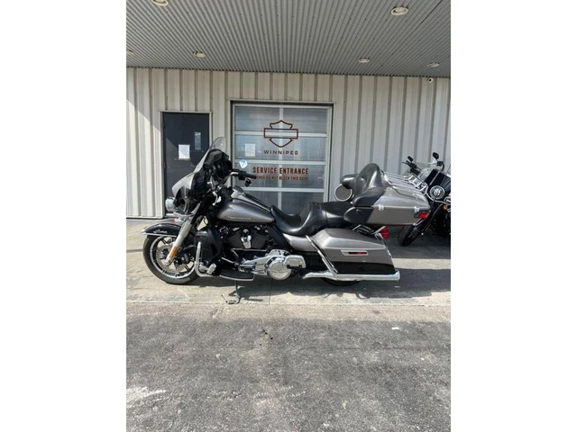 2017 Harley-Davidson, 116 180 km, dovoz Kanada — foto 3 z 4