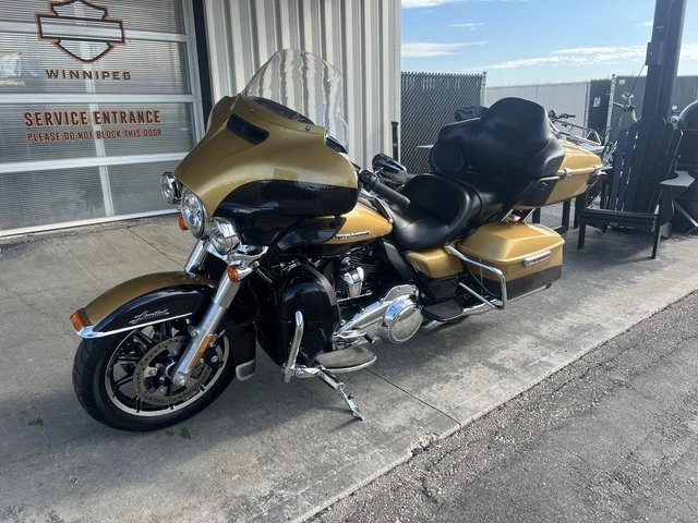 2017 Harley-Davidson, 53 990 km, dovoz Kanada — foto 4 z 5