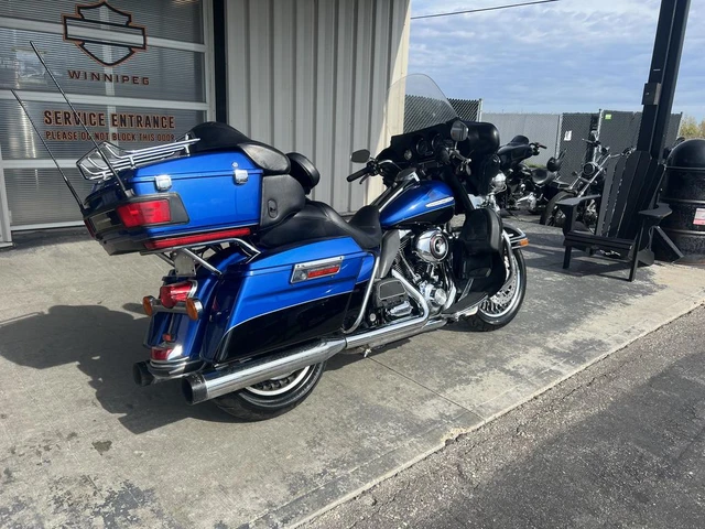 2010 Harley-Davidson, 138 400 km, dovoz Kanada — foto 2 z 5
