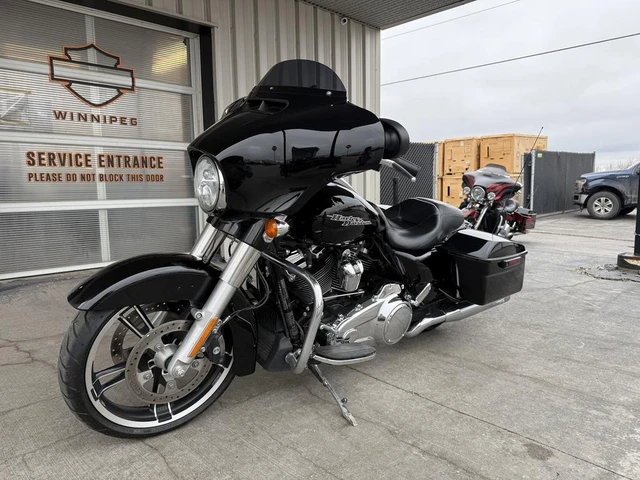 2017 Harley-Davidson, 101 550 km, dovoz Kanada — foto 5 z 5