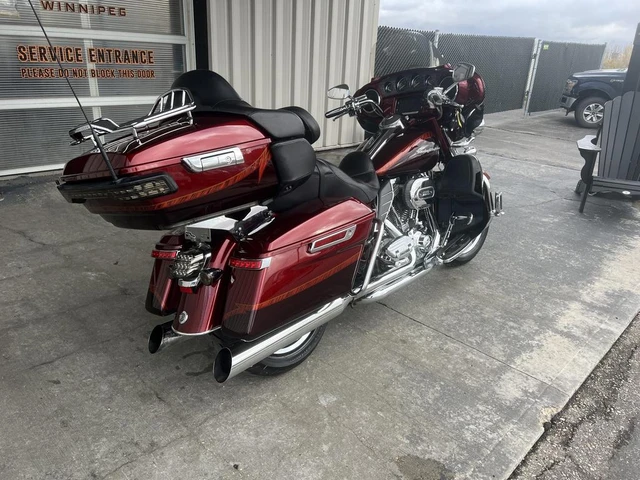 2014 Harley-Davidson, 104 390 km, dovoz Kanada — foto 2 z 5