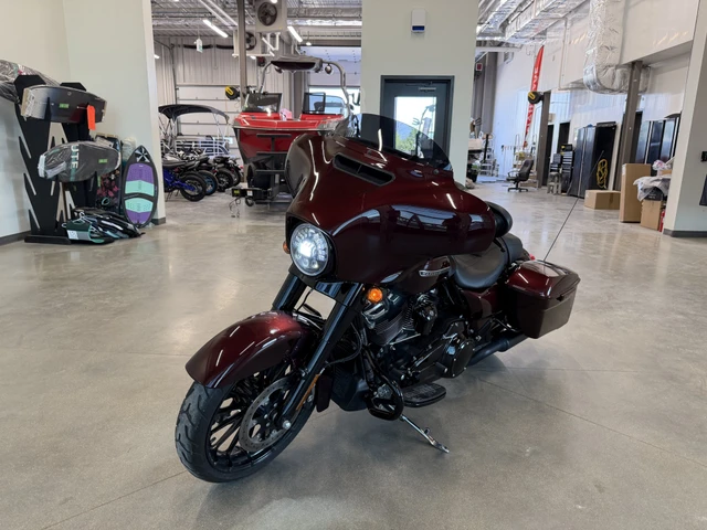 2018 Harley-Davidson, 15 740 km, dovoz Kanada — foto 4 z 5