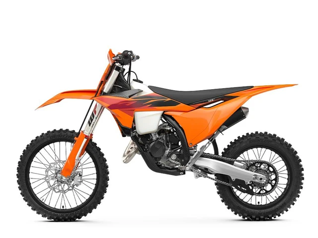 2027 KTM, dovoz Kanada — foto 2 z 3