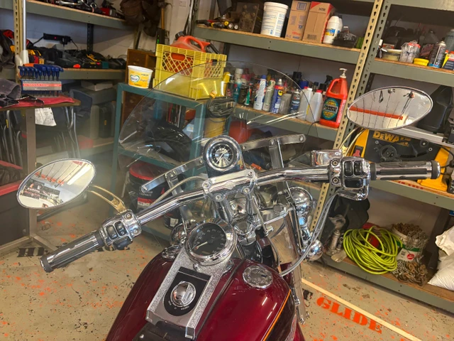 2002 Harley-Davidson, 23 400 km, dovoz Kanada — foto 5 z 5