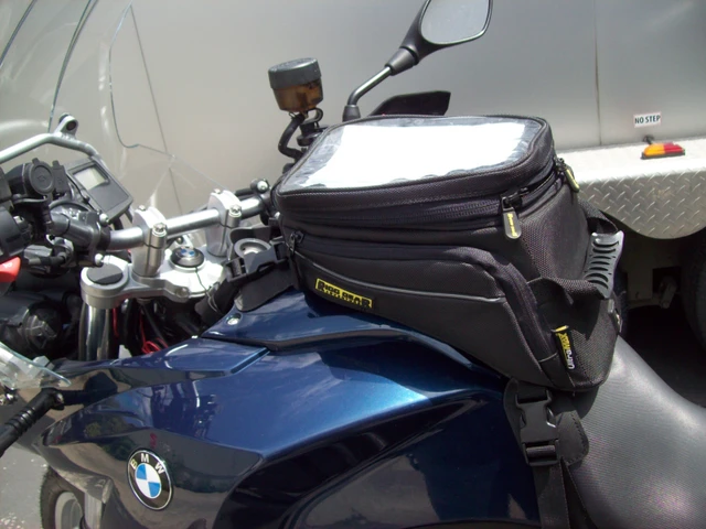 2012 BMW, 58 900 km, dovoz Kanada — foto 5 z 5