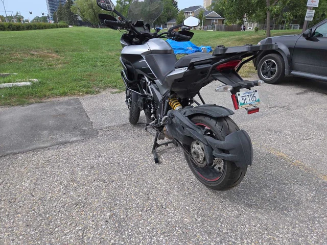 2013 Ducati, 65 962 km, dovoz Kanada — foto 2 z 5