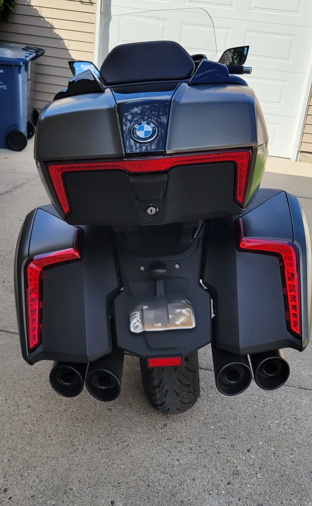 2023 BMW, 26 529 km, dovoz Kanada — foto 3 z 5