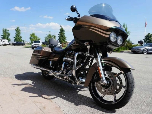 2013 Harley-Davidson, 82 000 km, dovoz Kanada — foto 3 z 5