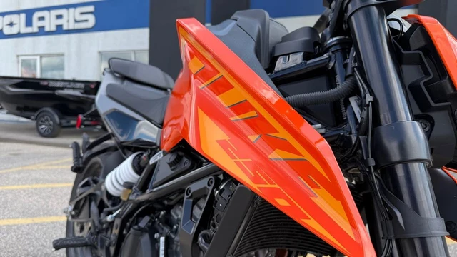 2024 KTM, 800 km, dovoz Kanada — foto 2 z 5