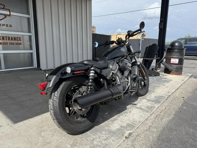2023 Harley-Davidson, 4 420 km, dovoz Kanada — foto 2 z 5