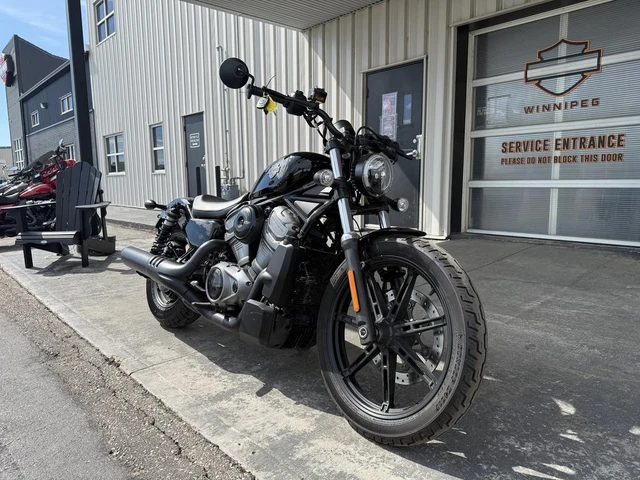 2023 Harley-Davidson, 4 420 km, dovoz Kanada — foto 3 z 5