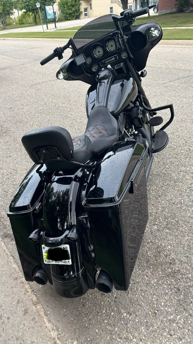 2009 Harley-Davidson, 58 000 km, dovoz Kanada — foto 3 z 5