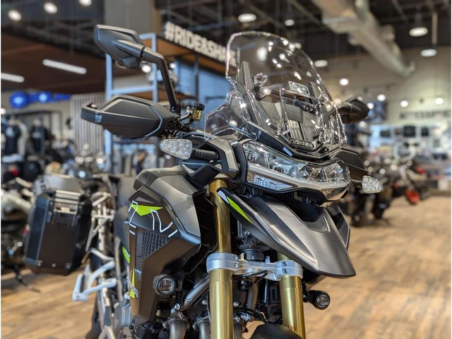 2026 Triumph, 1 km, dovoz Kanada — foto 3 z 5