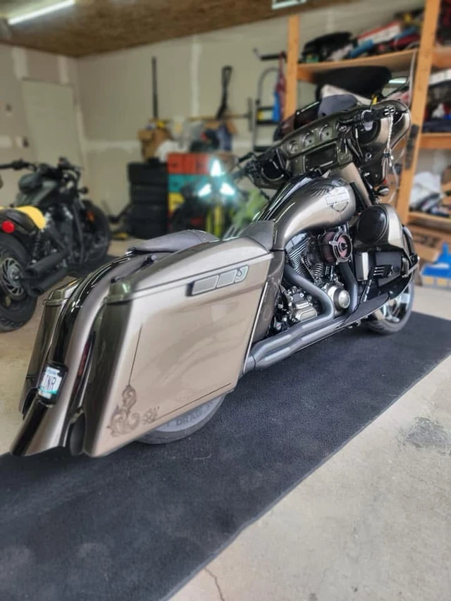 2016 Harley-Davidson, 54 000 km, dovoz Kanada — foto 5 z 5