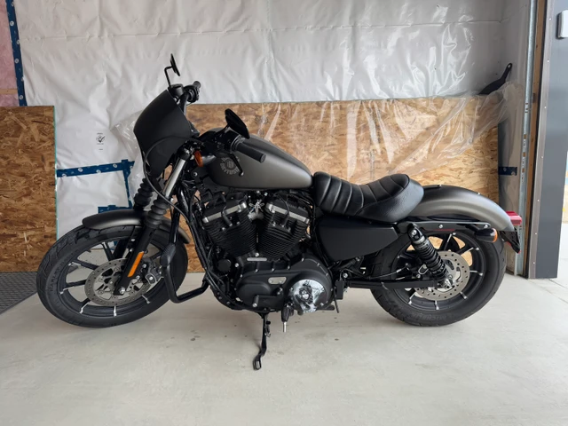 2021 Harley-Davidson, 7 013 km, dovoz Kanada — foto 2 z 5
