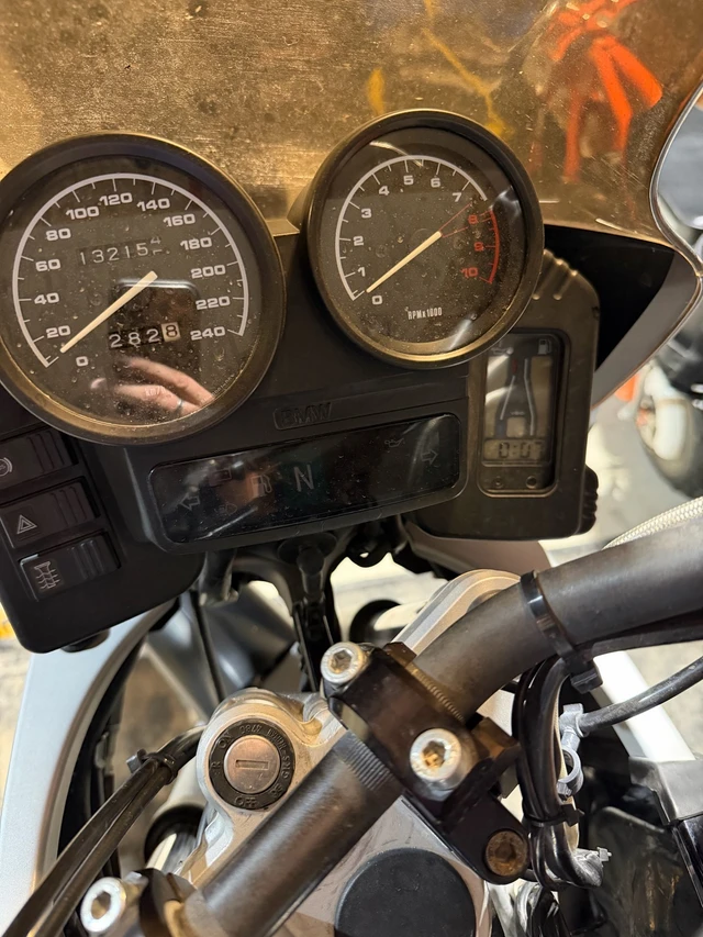 1998 BMW, 132 000 km, dovoz Kanada — foto 5 z 5