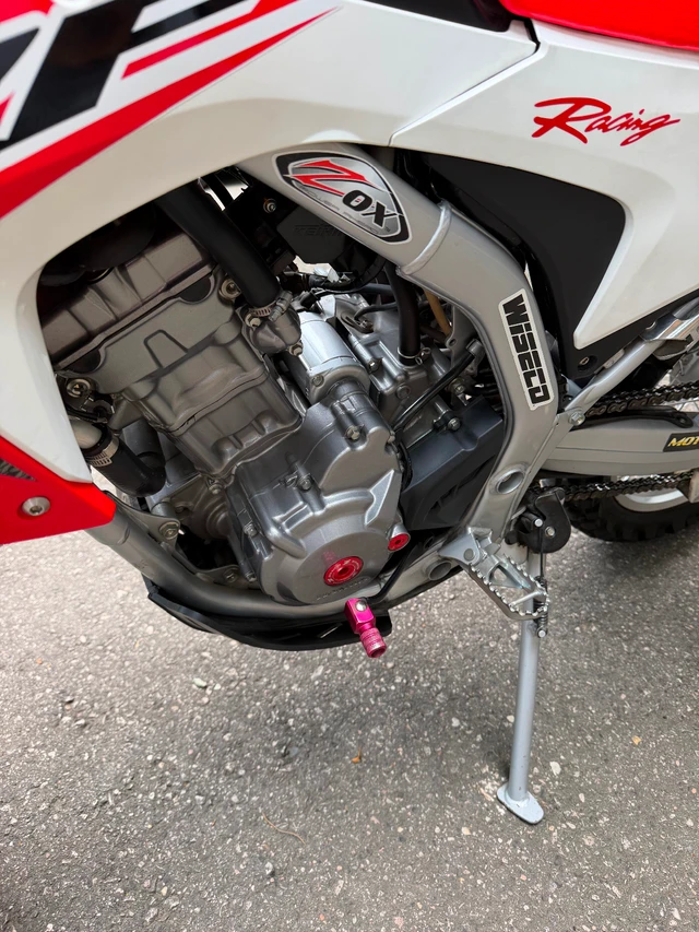 2016 Honda, dovoz Kanada — foto 4 z 5
