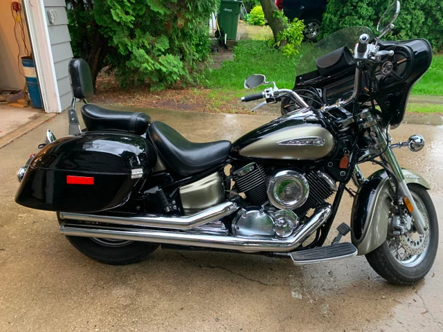 2010 Yamaha, 29 887 km, dovoz Kanada — foto 3 z 5