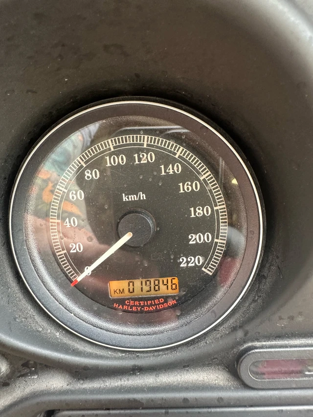 2006 Harley-Davidson, 19 846 km, dovoz Kanada — foto 5 z 5