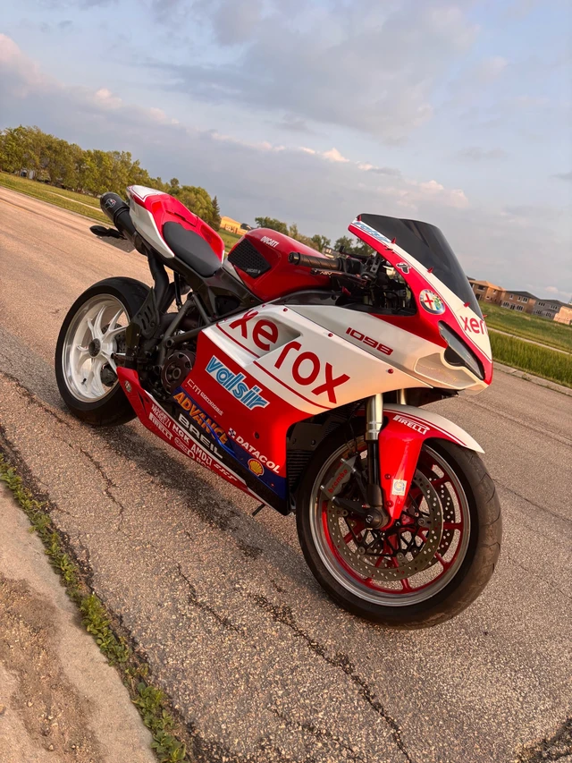 2008 Ducati, 12 900 km, dovoz Kanada — foto 3 z 5