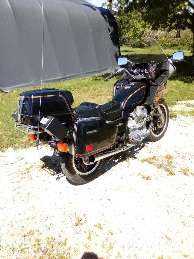 1981 Honda, stříbrná, 55 600 km, dovoz Kanada — foto 5 z 5