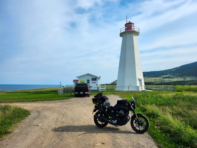 2022 Moto Guzzi, 39 687 km, dovoz Kanada — foto 5 z 5