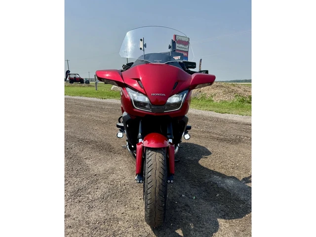 2014 Honda, 53 934 km, dovoz Kanada — foto 2 z 5