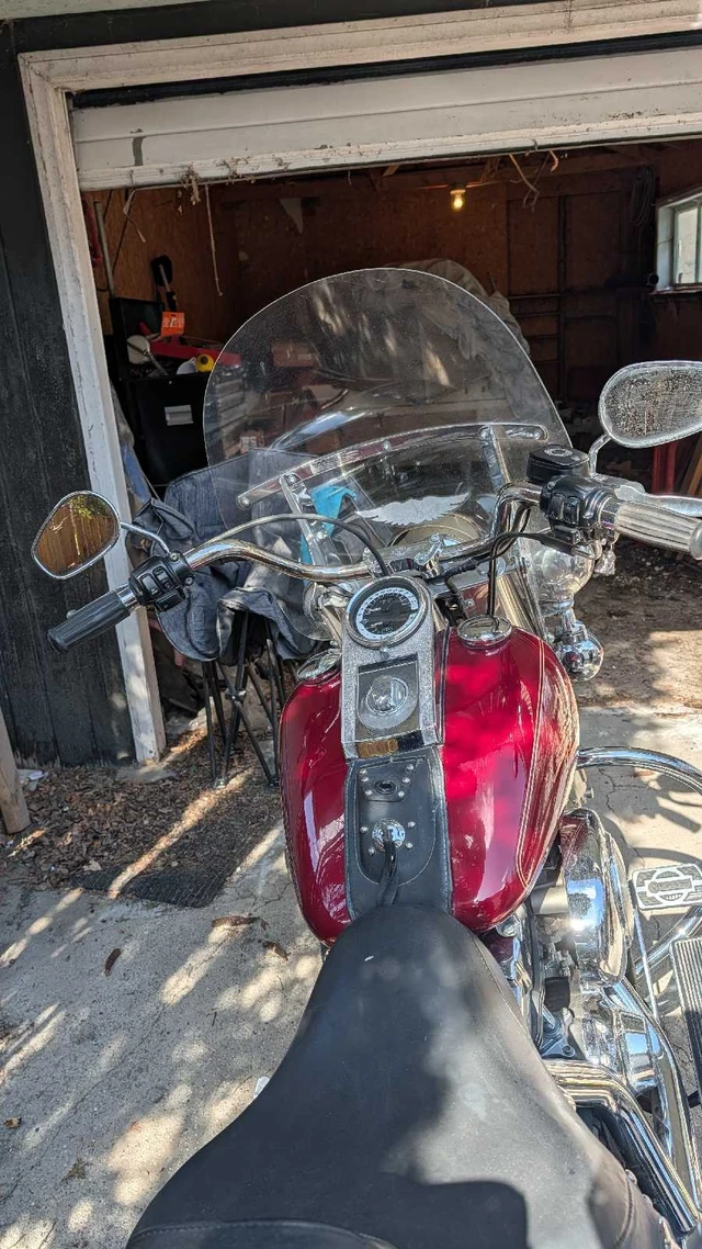 2005 Harley-Davidson, 85 000 km, dovoz Kanada — foto 5 z 5