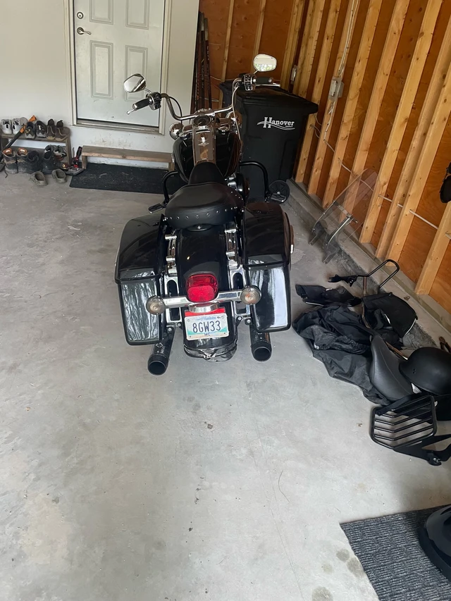 2015 Harley-Davidson, 65 000 km, dovoz Kanada — foto 5 z 5