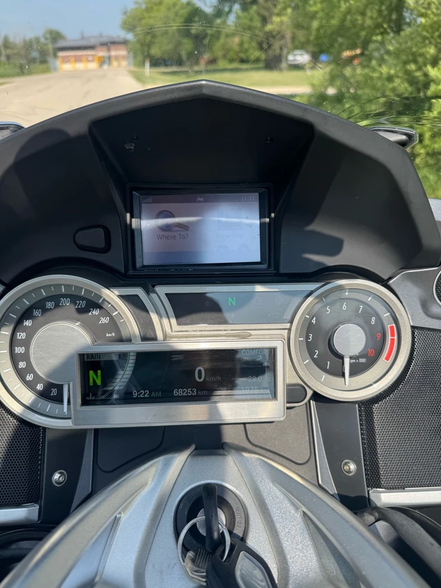 2013 BMW, 68 000 km, dovoz Kanada — foto 3 z 5