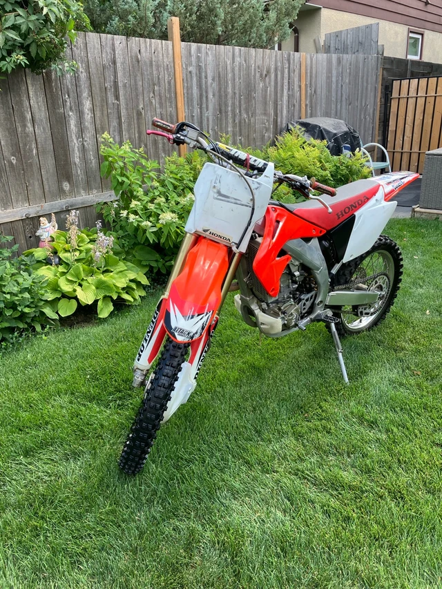 2004 Honda, dovoz Kanada — foto 2 z 5