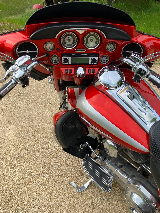 2007 Harley-Davidson, 60 000 km, dovoz Kanada — foto 4 z 5