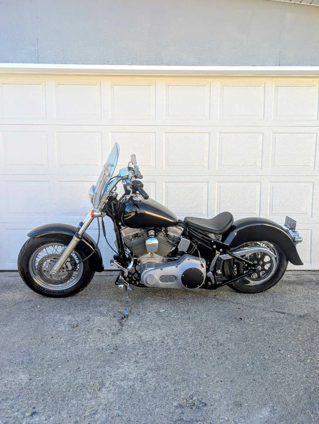 2000 Harley-Davidson, 96 000 km, dovoz Kanada — foto 2 z 5