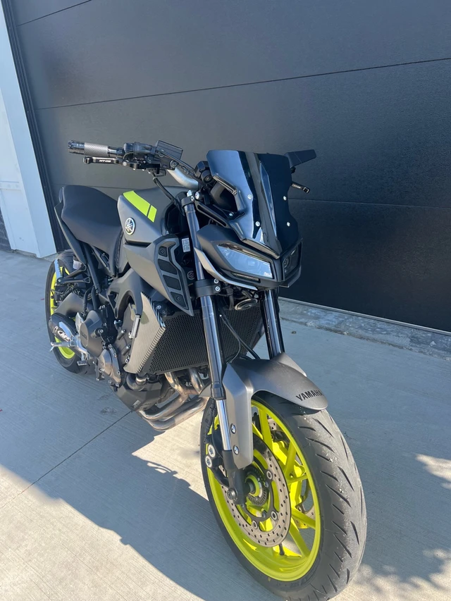 2018 Yamaha, 11 000 km, dovoz Kanada — foto 2 z 5