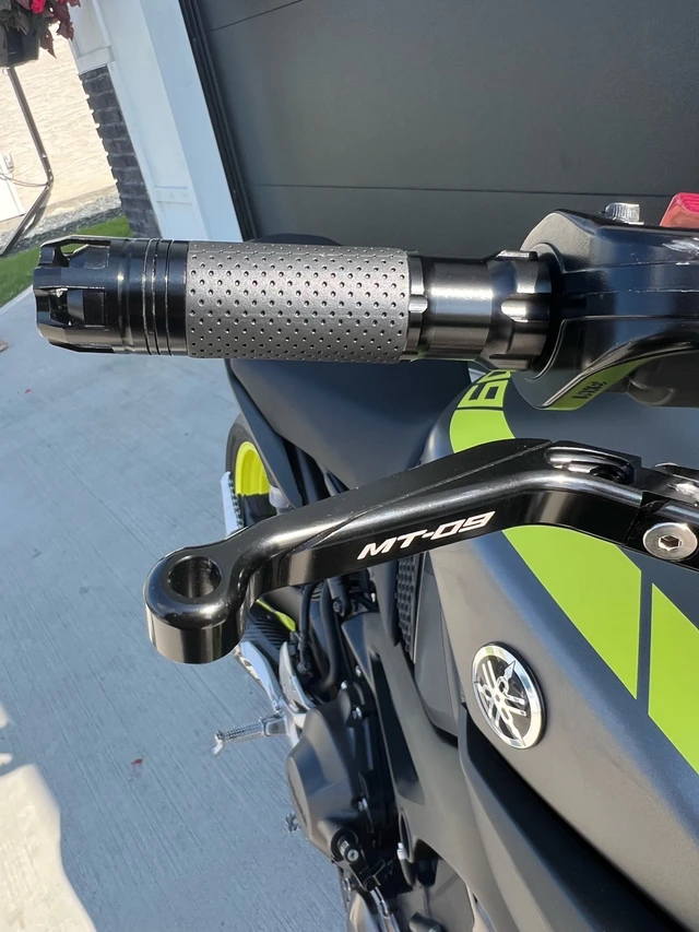 2018 Yamaha, 11 000 km, dovoz Kanada — foto 4 z 5