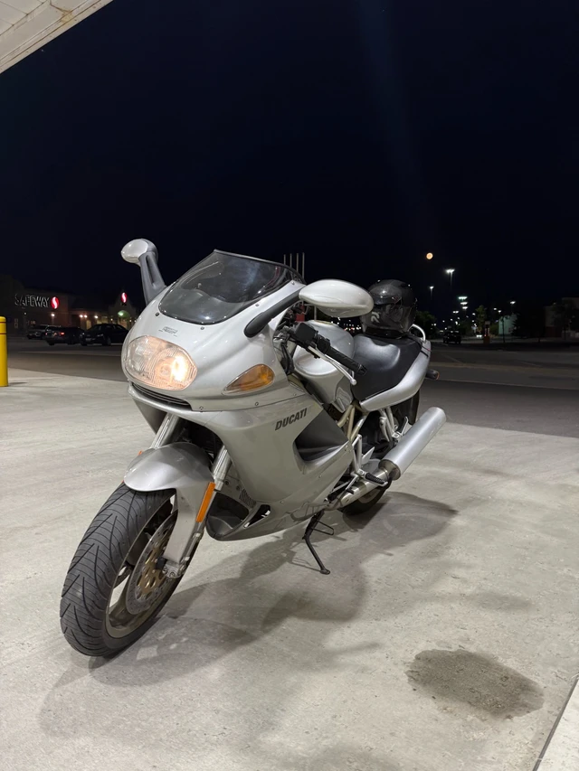 1998 Ducati, 36 000 km, dovoz Kanada — foto 3 z 5