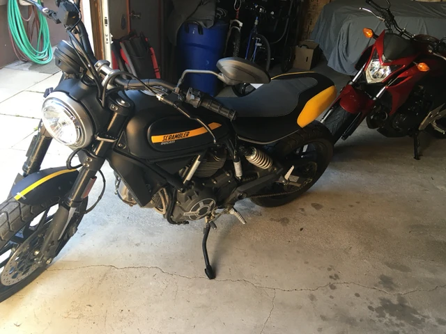 2017 Ducati, 3 669 km, dovoz Kanada — foto 2 z 4
