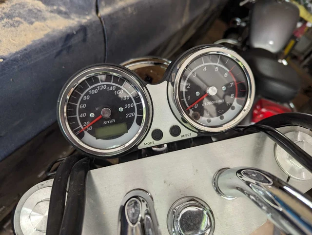 2007, 15 000 km, dovoz Kanada — foto 3 z 5