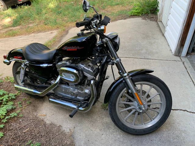 2006 Harley-Davidson, 12 300 km, dovoz Kanada — foto 1 z 3 2006 Harley-Davidson, 12 300 km, dovoz Kanada — foto 1 z 3