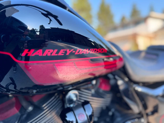2021 Harley-Davidson, 13 335 km, dovoz Kanada — foto 5 z 5