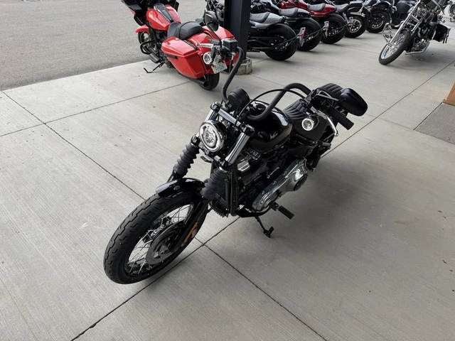 2025 Harley-Davidson, 162 km, dovoz Kanada — foto 5 z 5