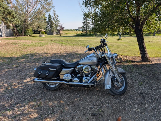 2007 Harley-Davidson, 53 108 km, dovoz Kanada — foto 3 z 5